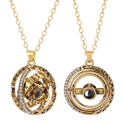 Collier projection « Je t'aime » SAYELLA en 100 langues – Un cadeau romantique et intemporel