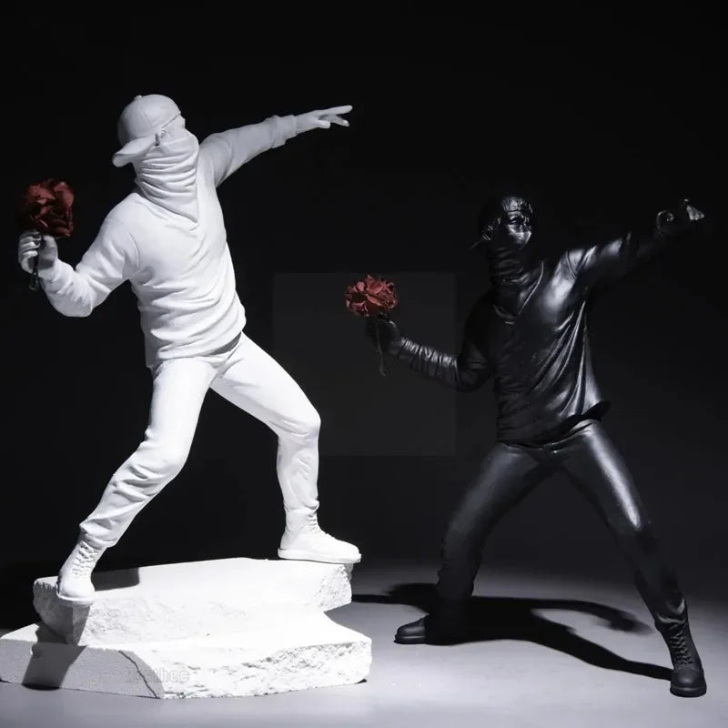 Sculpture de lanceur de fleurs de Banksy / Art moderne en résine pour la décoration