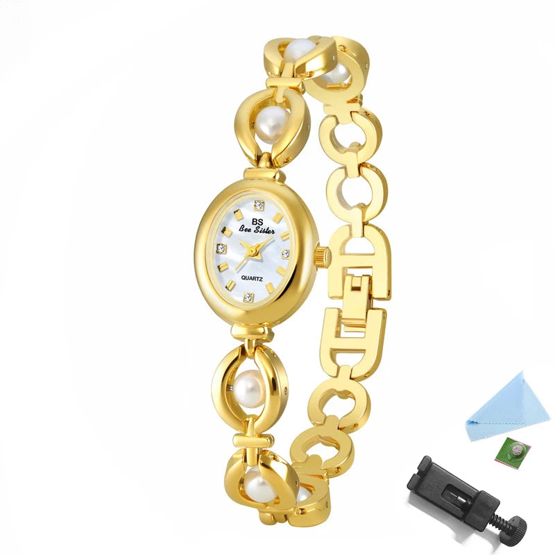 Montre bracelet en perles LUMÉA avec une touche dorée