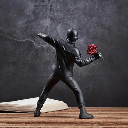 Sculpture de lanceur de fleurs de Banksy / Art moderne en résine pour la décoration