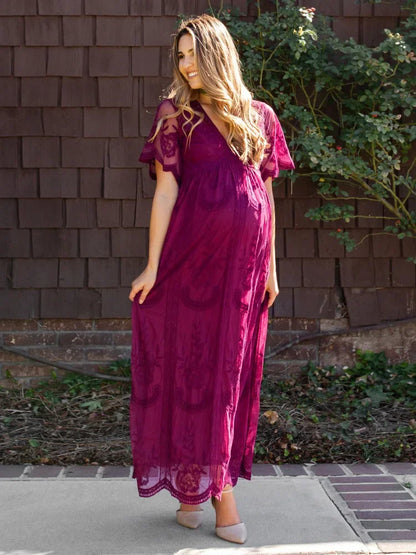 Robe de maternité longue en dentelle florale et mousseline – Col en V